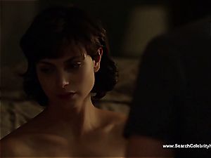 unbelievable Morena Baccarin looking stellar naked on film